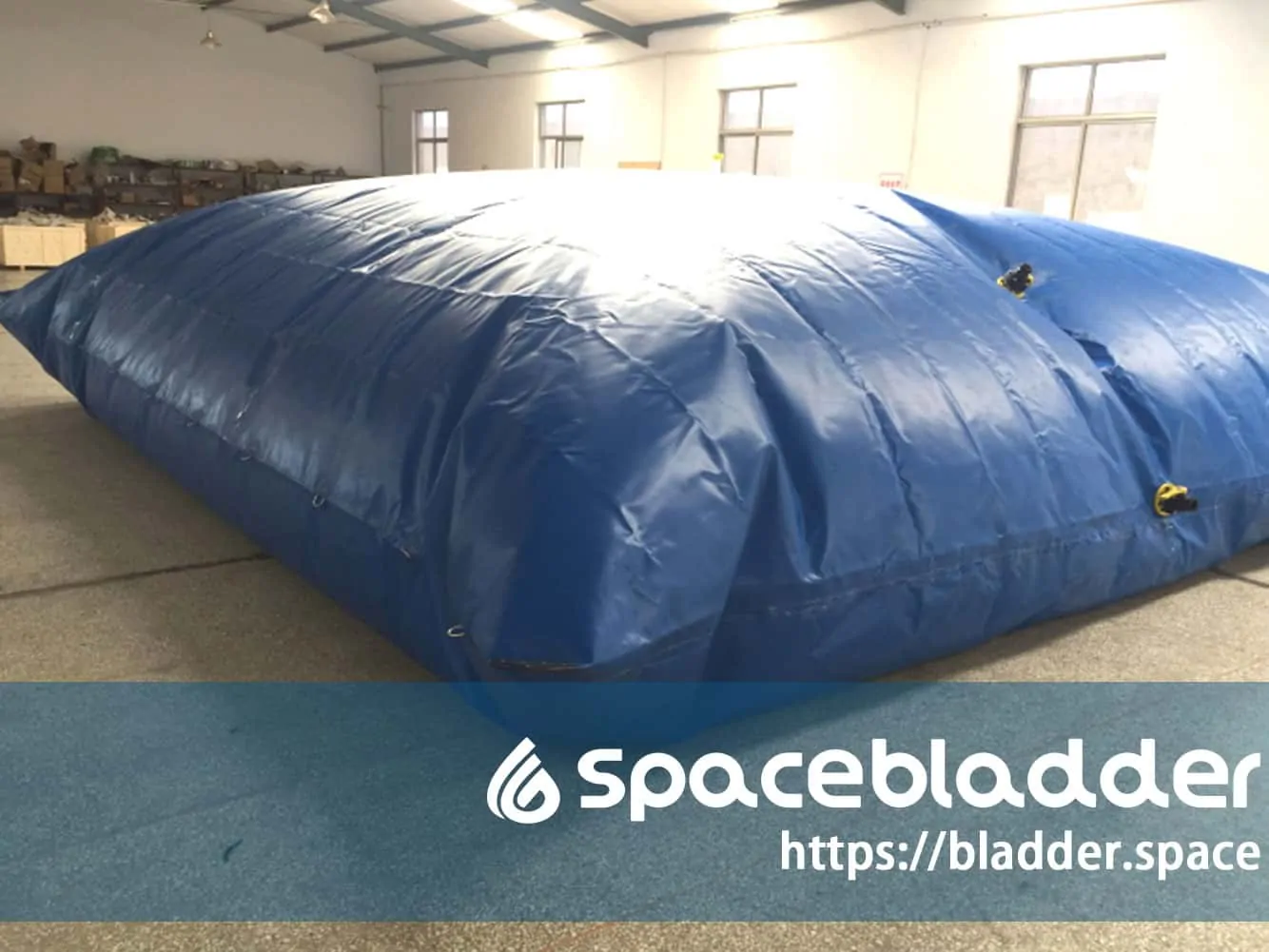 Flexible-Safe-TPU-or-PVC-Movable-Water-Tank-for-Pickup-Truck-1