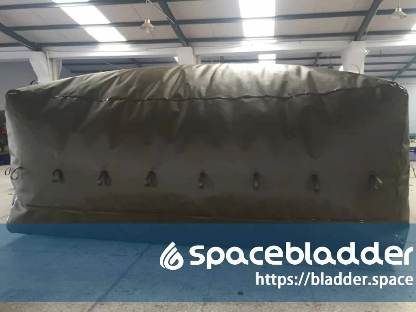 Light-Weight-TPU-Drinking-Material-Portable-RV-Camping-Water-Tank-1