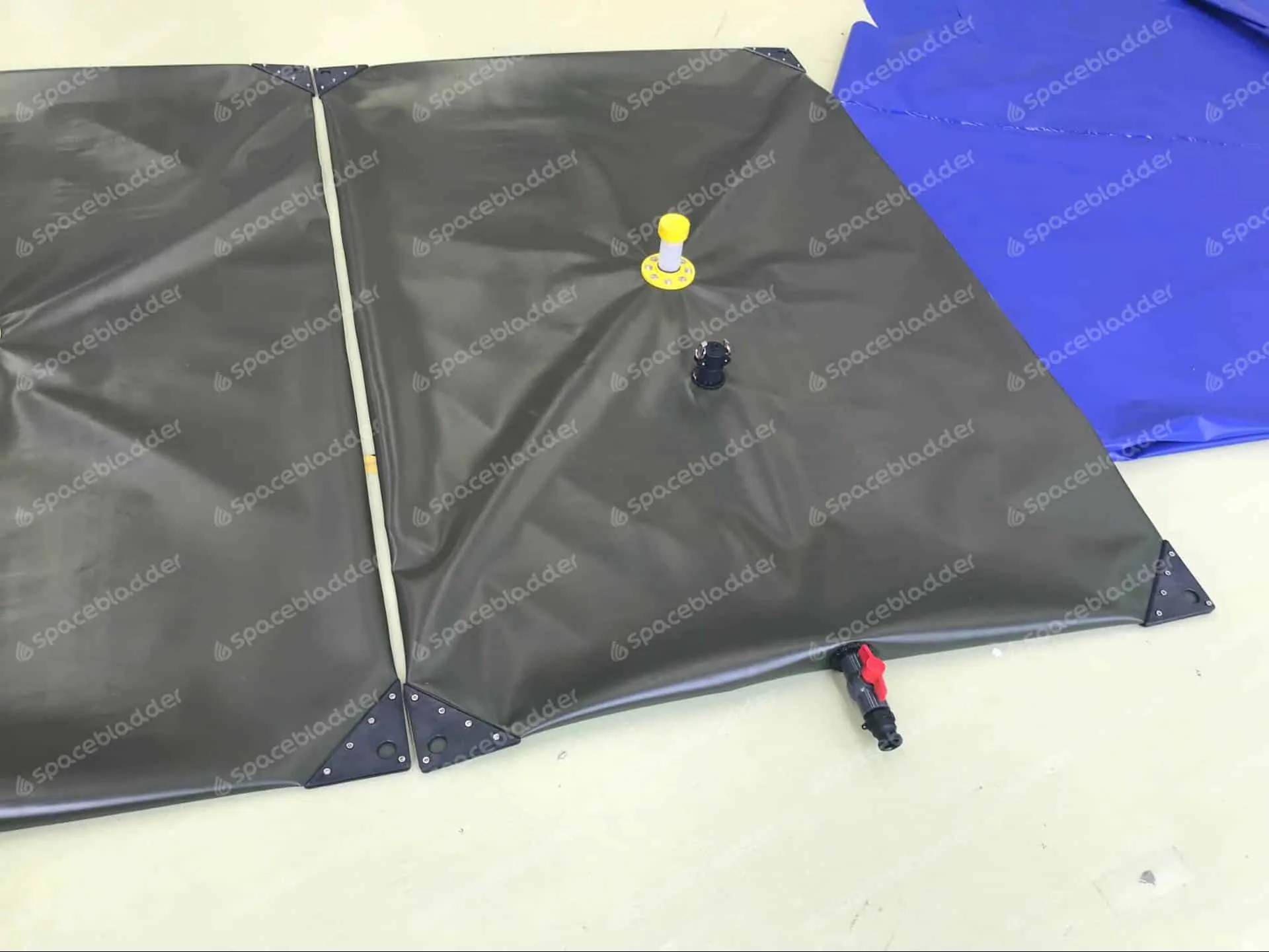 1000L TPU PILLOW DRINKING WATER TANK 1 1000L TPU PILLOW DRINKING WATER TANK 1
